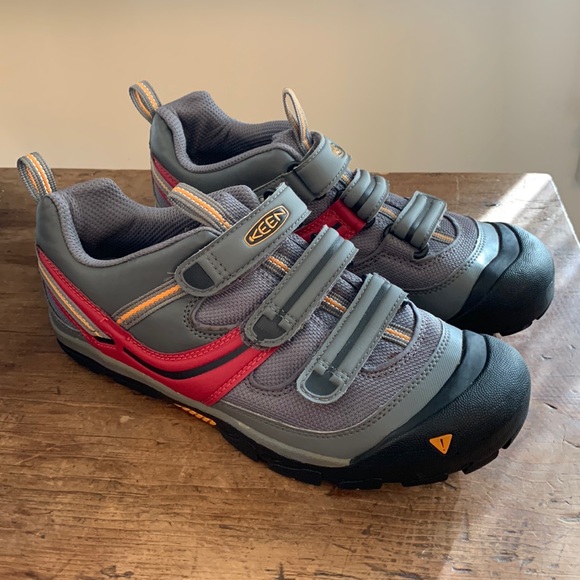 keen cycling shoe